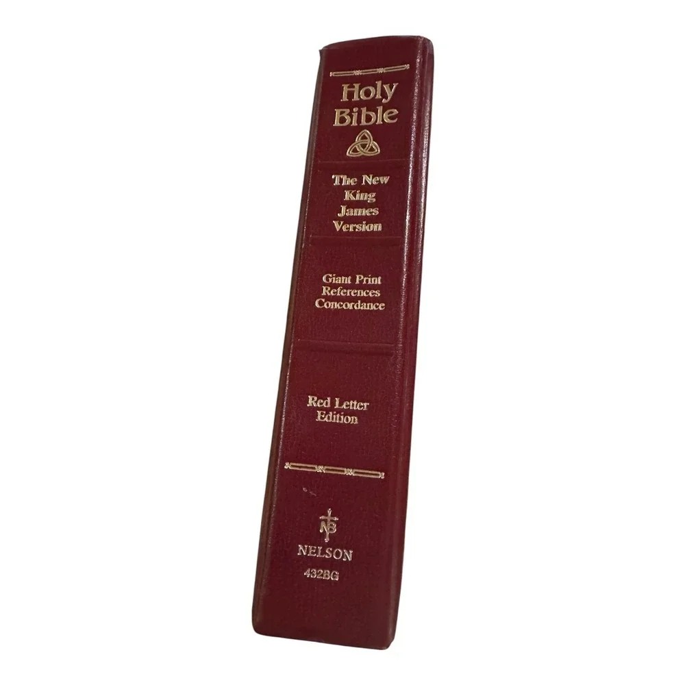 Holy Bible New King James Version NKJV Giant Print Red Letter Nelson‎ 432BG 1982